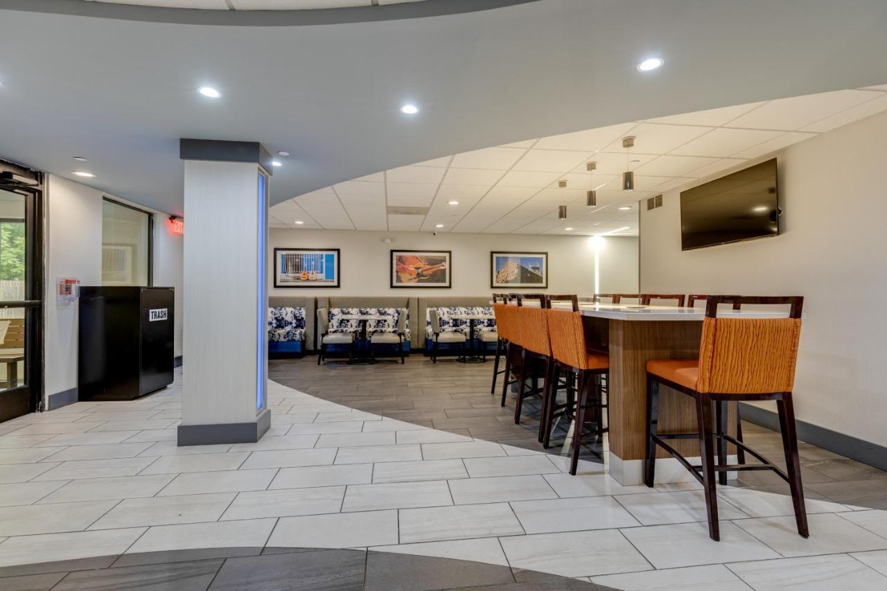 Hotel Alexis And 3*
