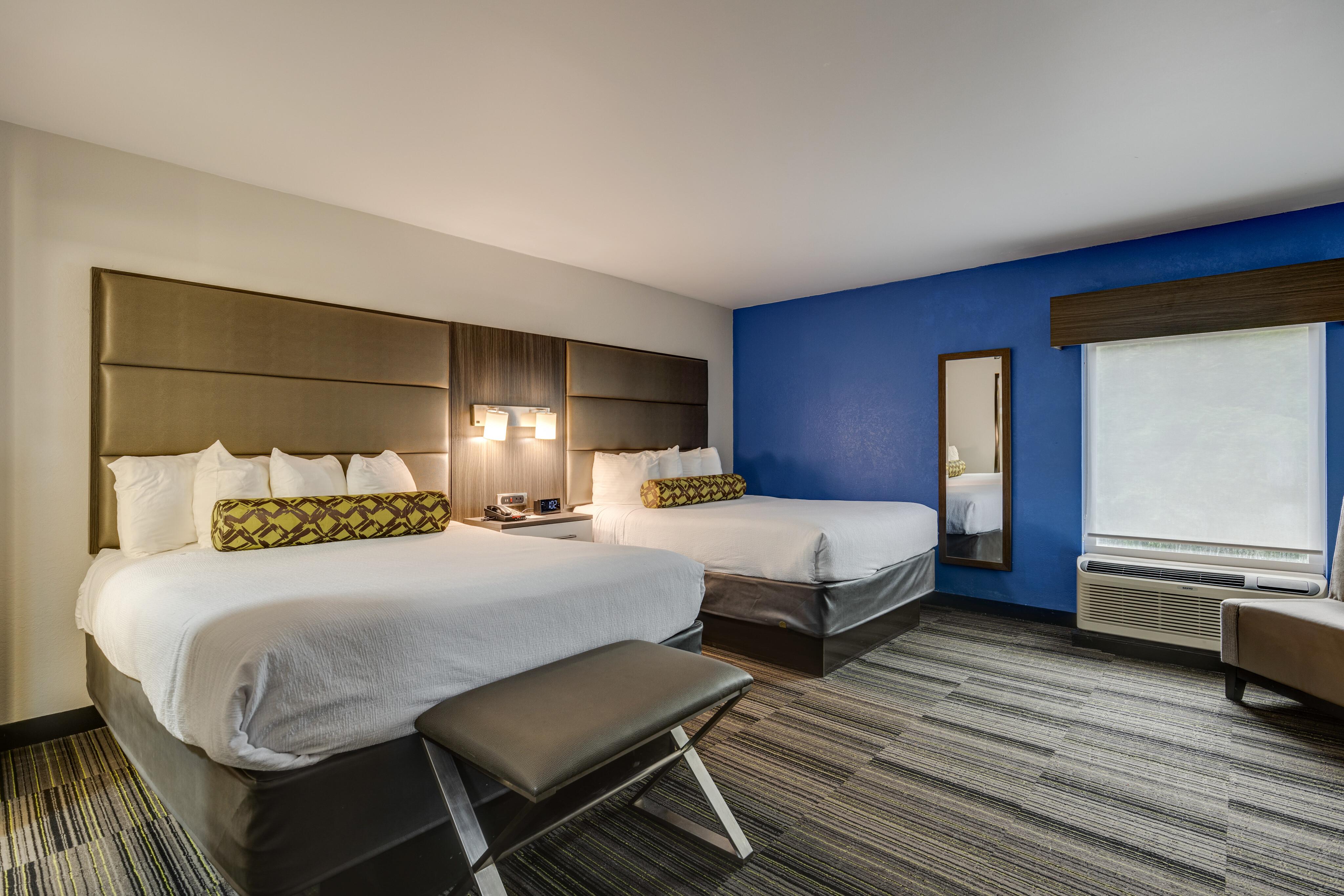 Hotel Alexis And Nashville